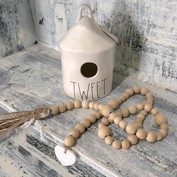 Rae Dunn “Tweet” Birdhouse - Picture 1 of 3